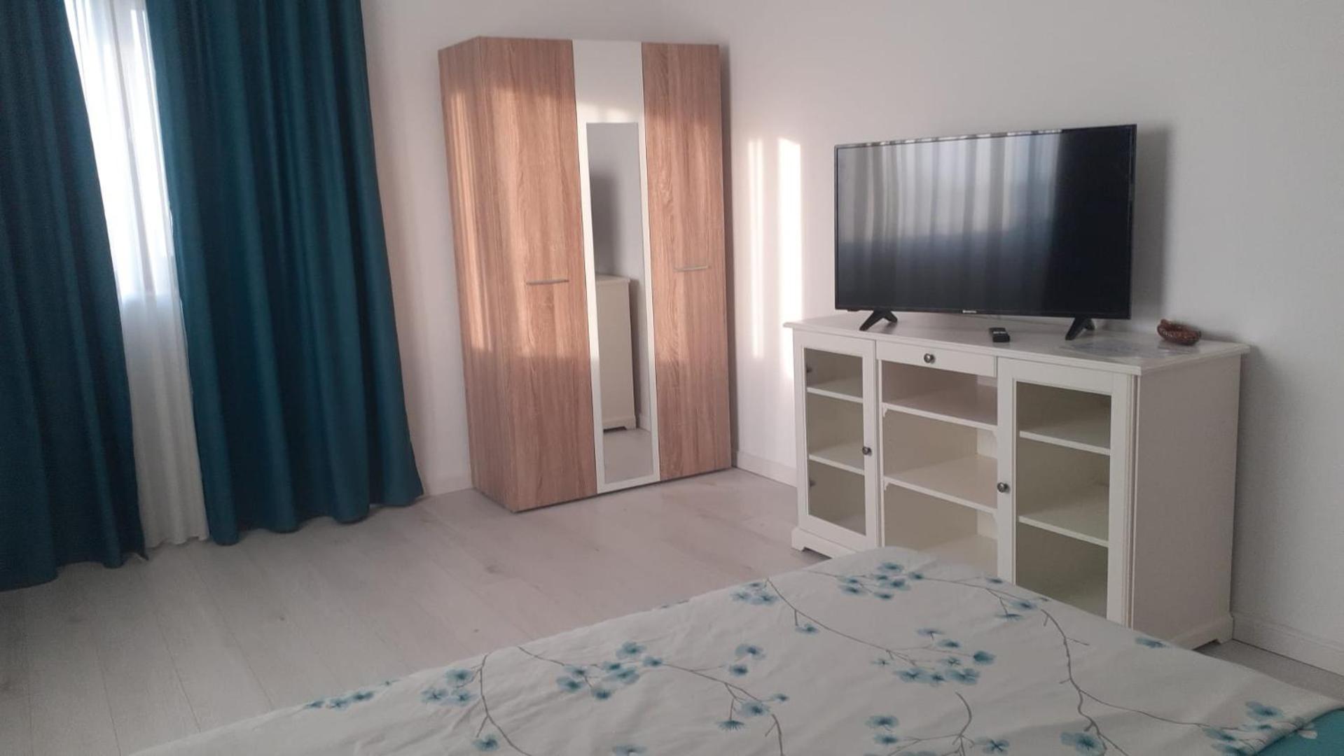 In Apart Hotel Bukares Bagian luar foto