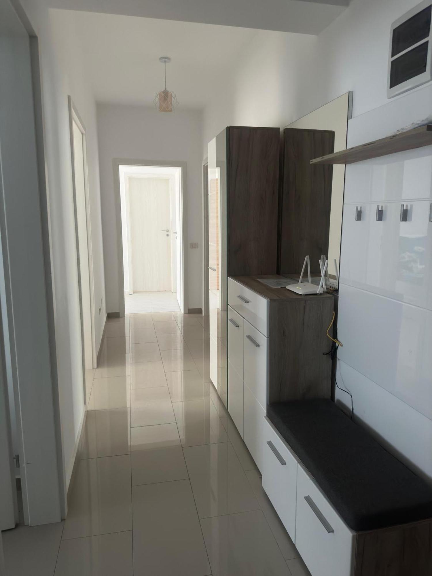 In Apart Hotel Bukares Bagian luar foto